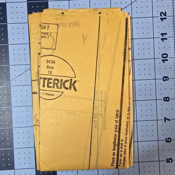 Butterick 3434 Womens Size 16 Misses Lingerie Nightgown & Pajamas 7 Pieces - Picture 5 of 5